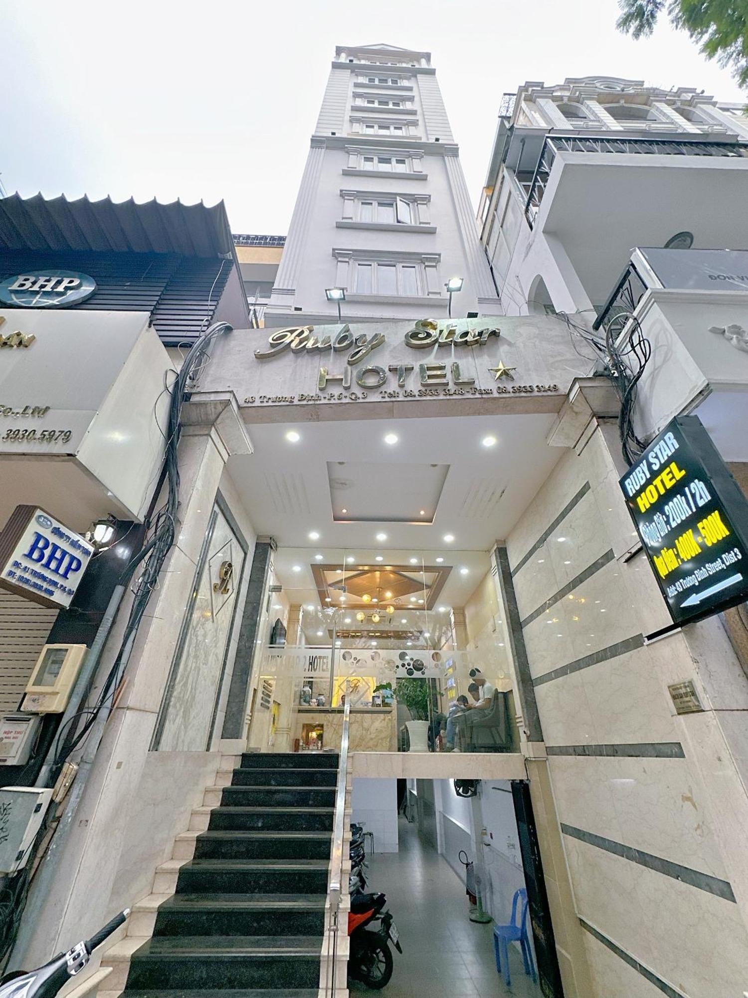 Ruby Star Hotel- Near Ben Thanh Market Ho Chi Minh City Exterior photo